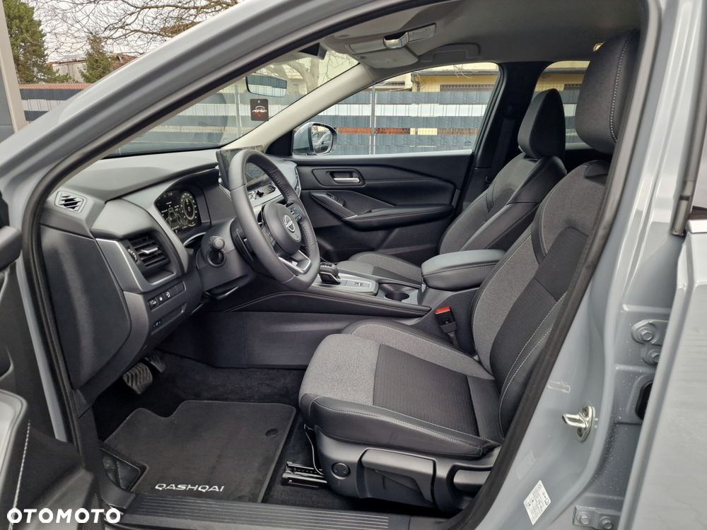 Nissan Qashqai 1.3 DIG-T MHEV Xtronic N-Connecta - 19
