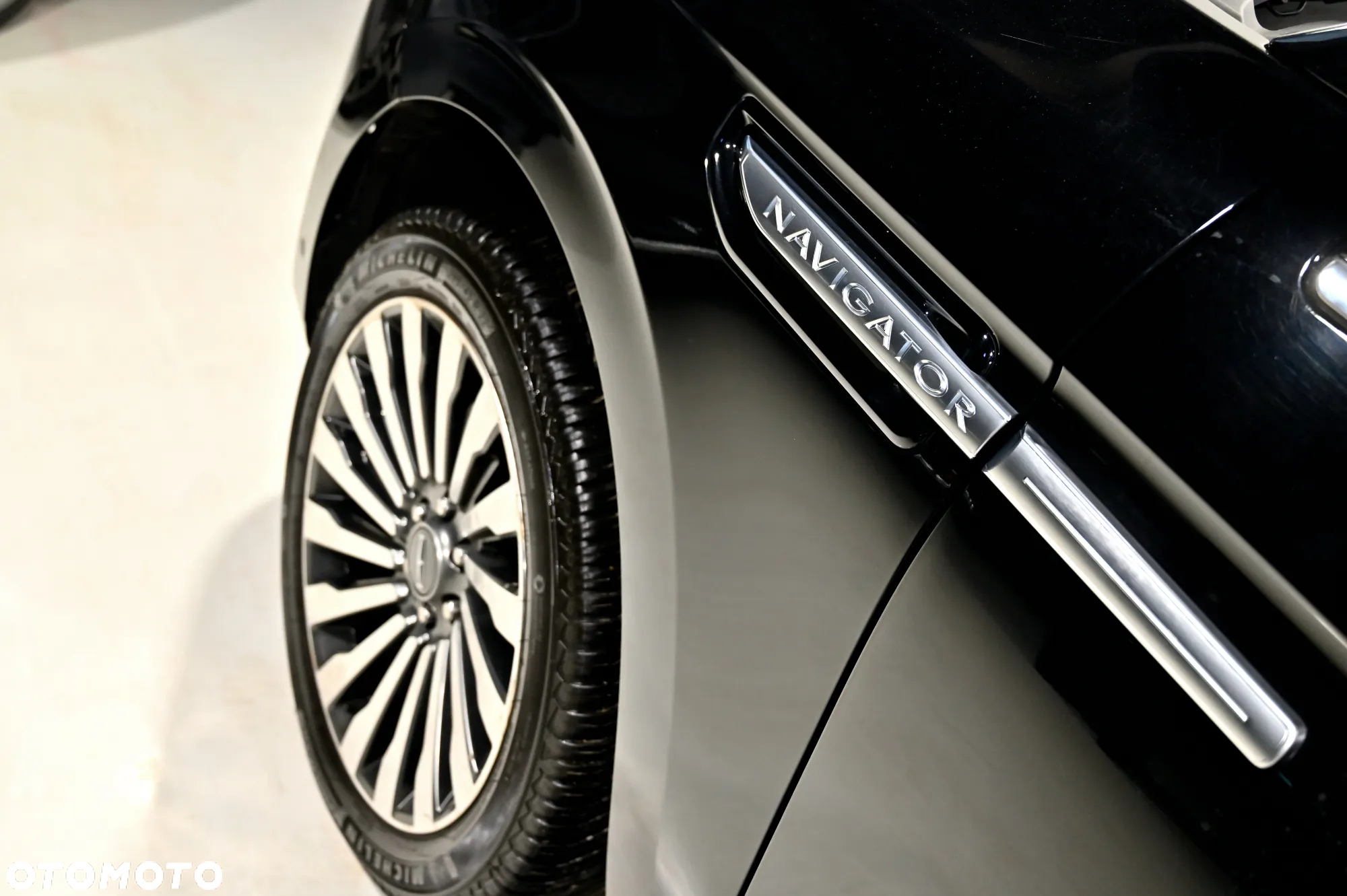 Lincoln Navigator - 15