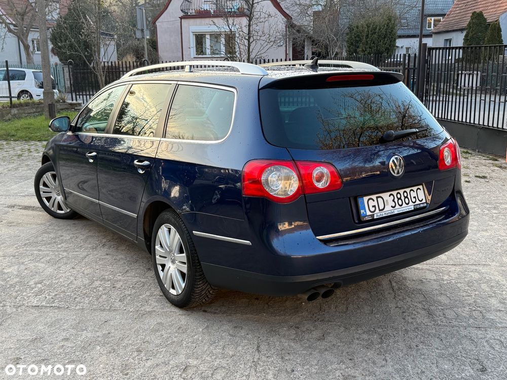 Volkswagen Passat 2.0 TDI Highline - 2