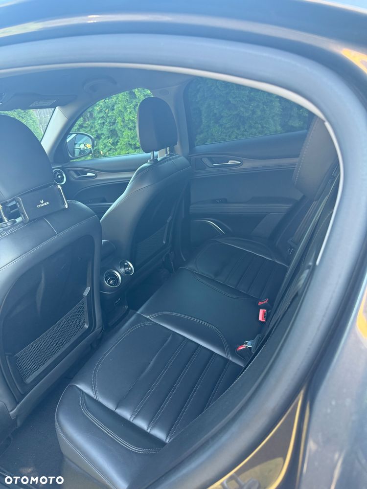 Alfa Romeo Stelvio 2.0 Turbo First Edition Q4 - 14