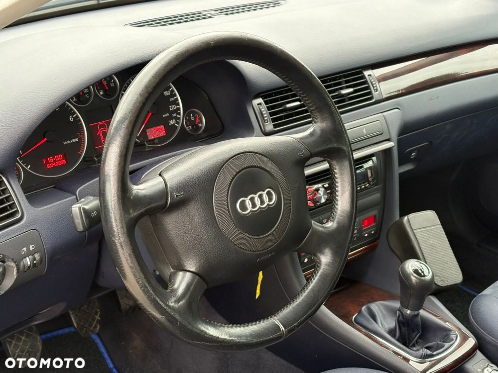 Audi A6 Avant 1.8 T - 13