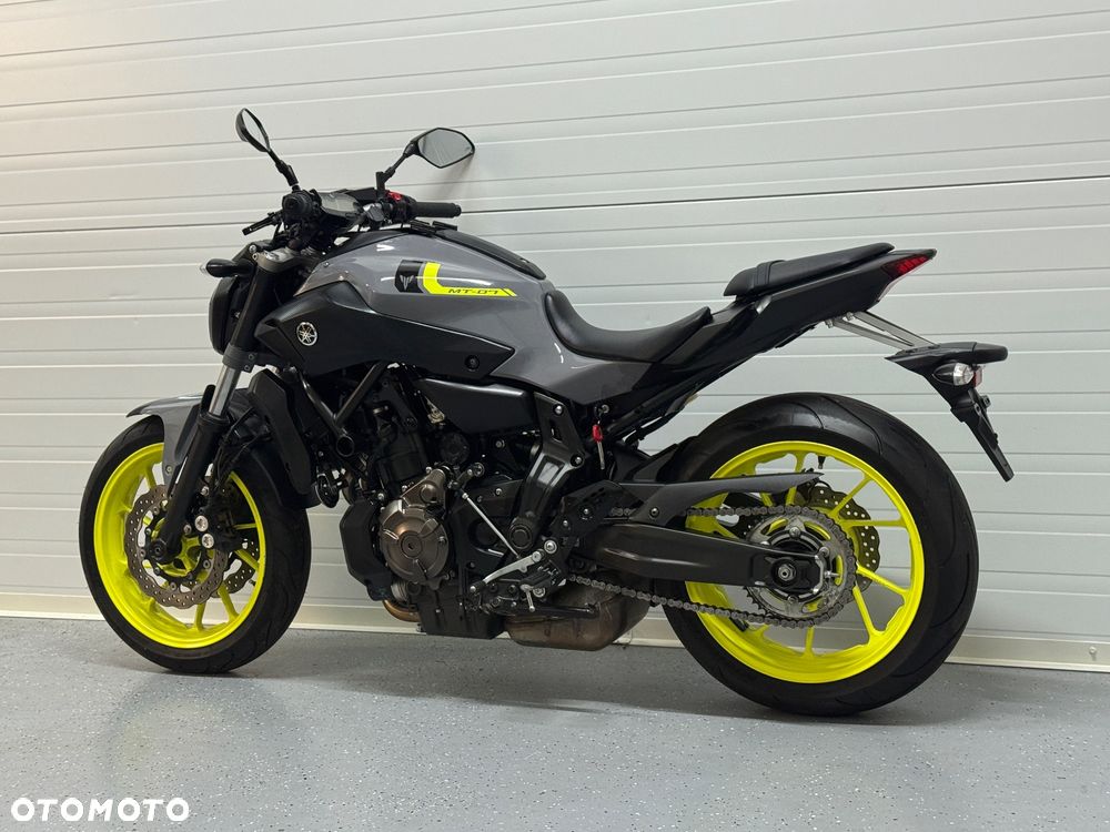 Yamaha MT - 11