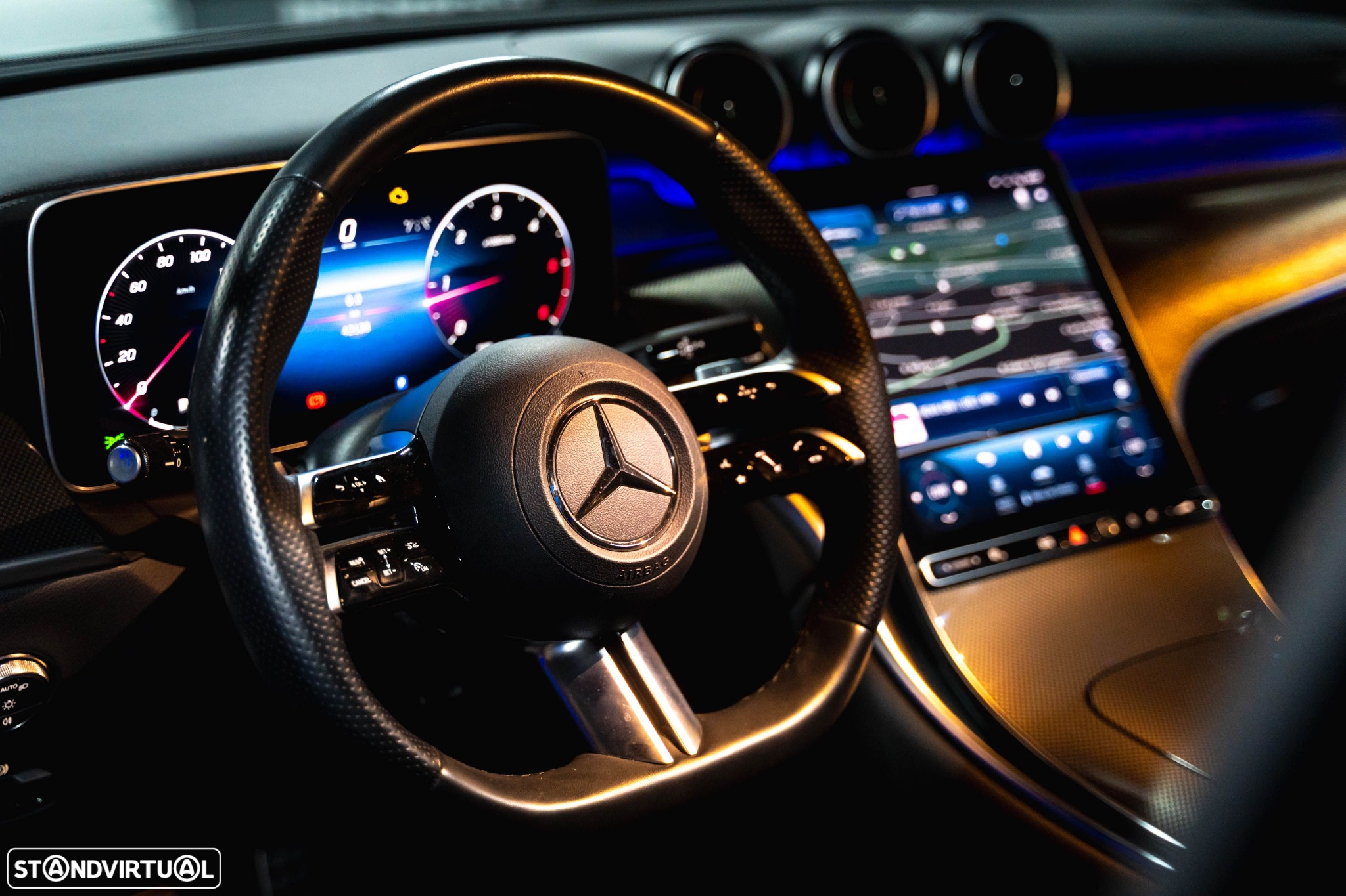 Mercedes-Benz GLC 300 d 4Matic 9G-TRONIC AMG Line Advanced - 10