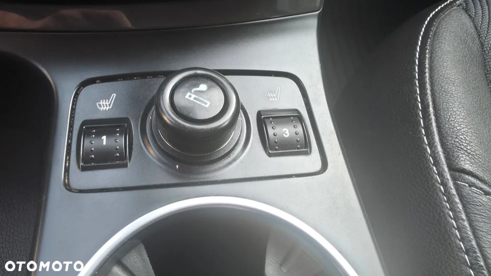Ford Kuga 1.6 EcoBoost 2x4 Titanium - 15