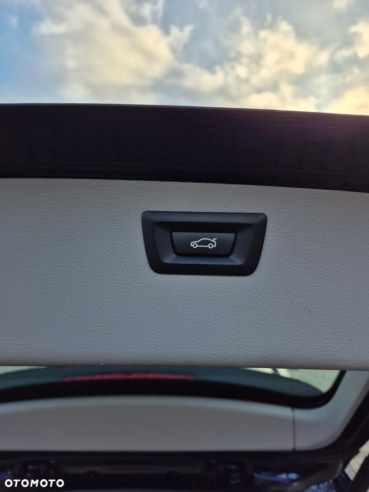 BMW Seria 3 318d - 8