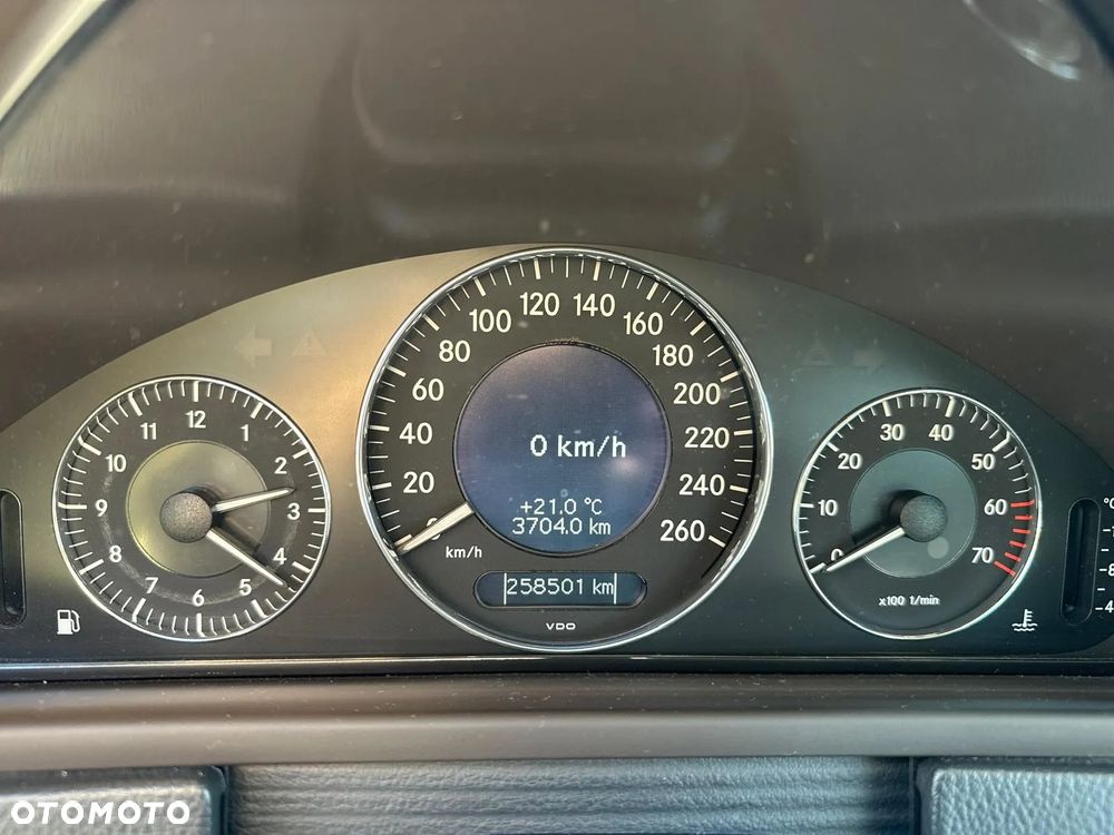 Mercedes-Benz CLK - 8