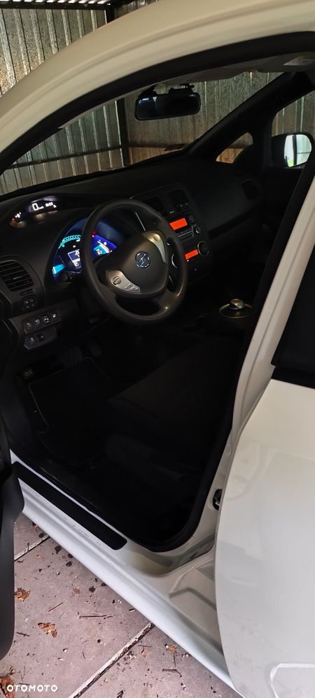 Nissan Leaf Standard - 4