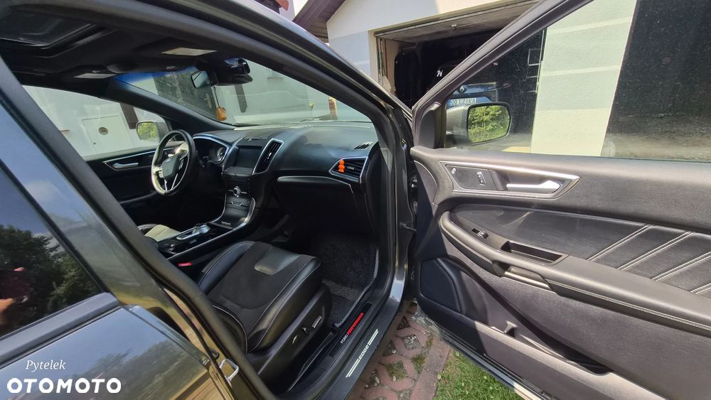 Ford Edge - 24