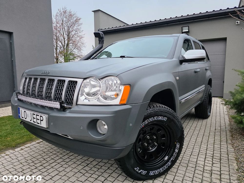 Jeep Grand Cherokee - 36