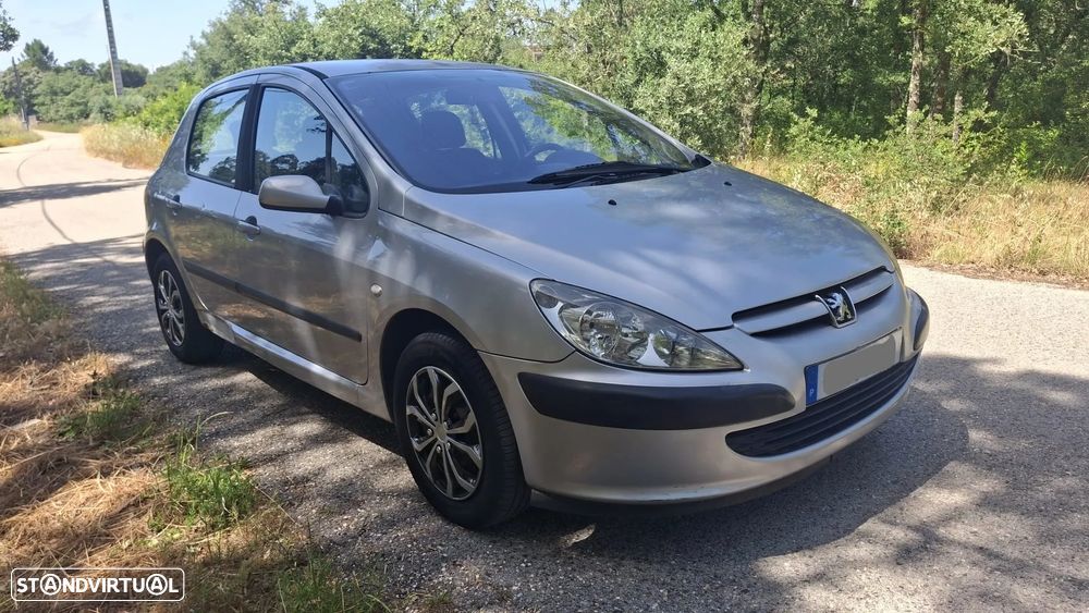 Peugeot 307 1.6 16V XT - 18