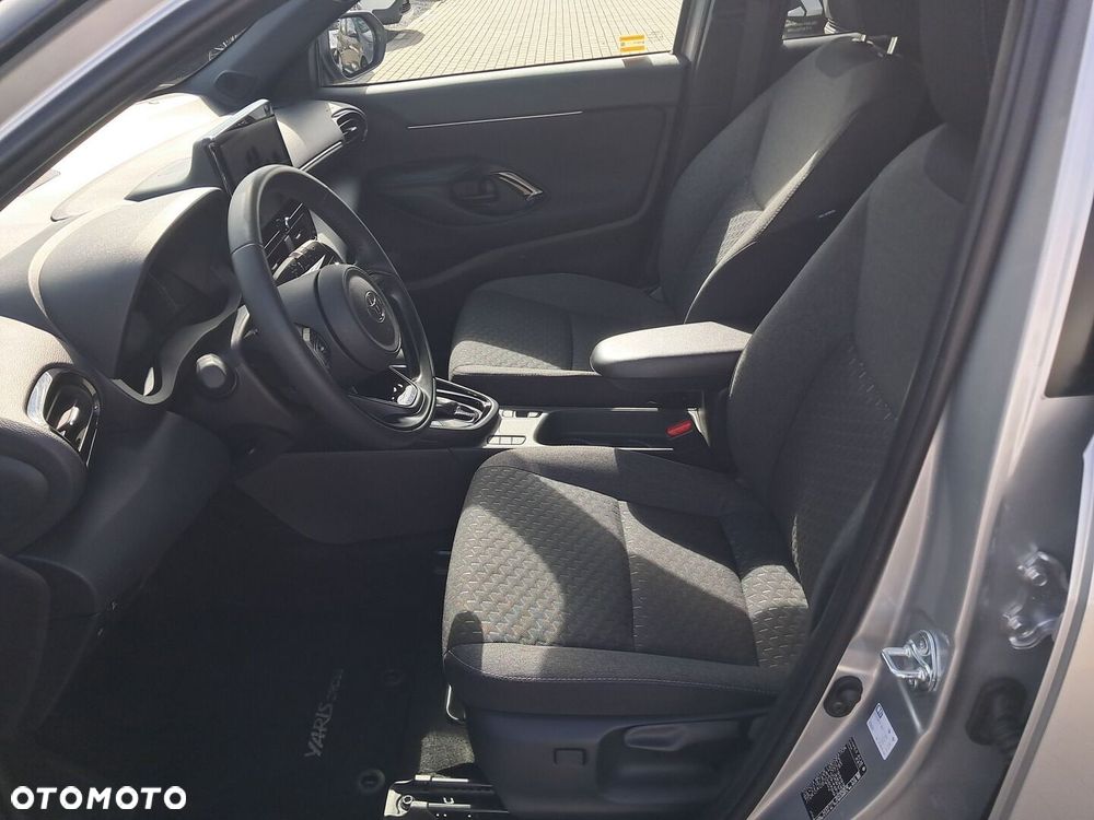 Toyota Yaris Cross - 10