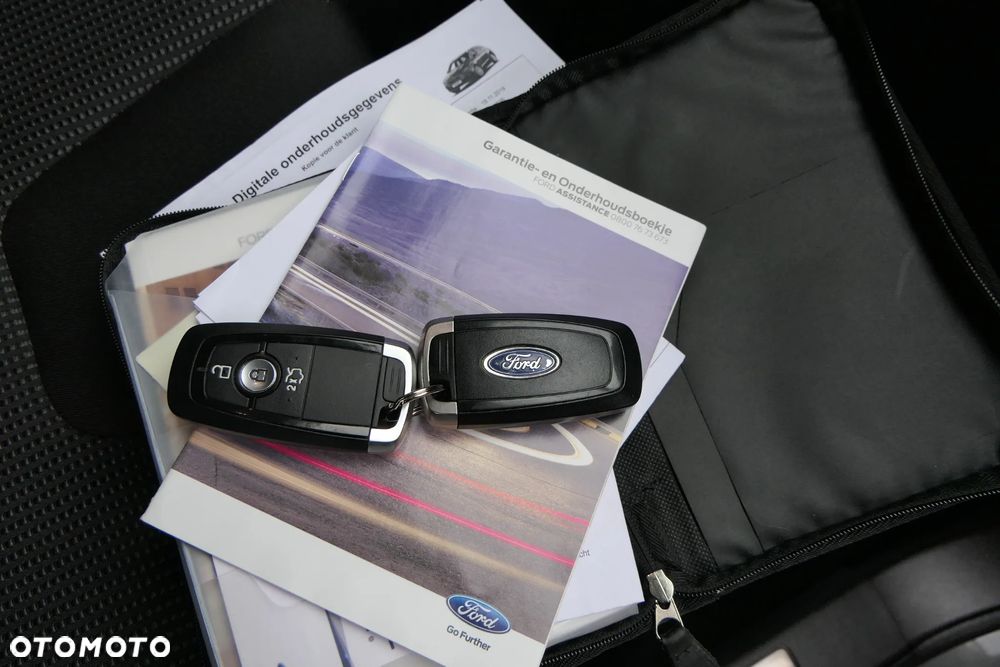 Ford Mondeo 2.0 Hybrid Trend - 17