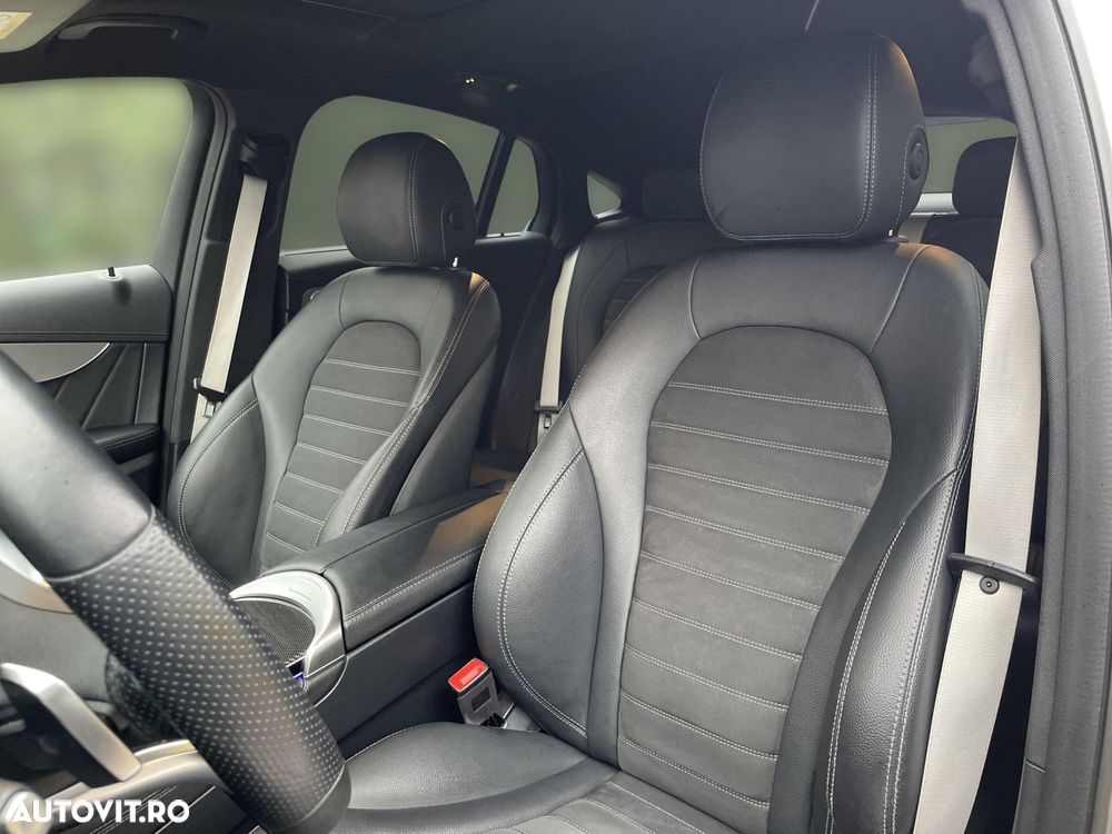 Mercedes-Benz GLC Coupe 300 4MATIC MHEV - 13