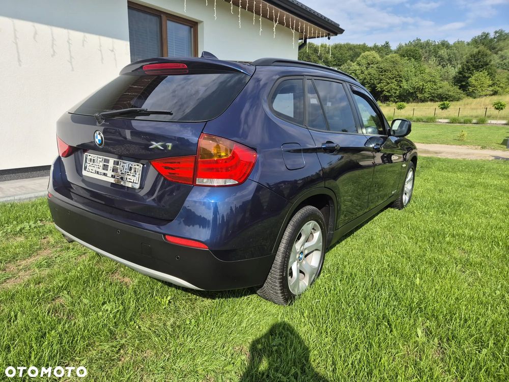 BMW X1 sDrive18i Sport Line - 9