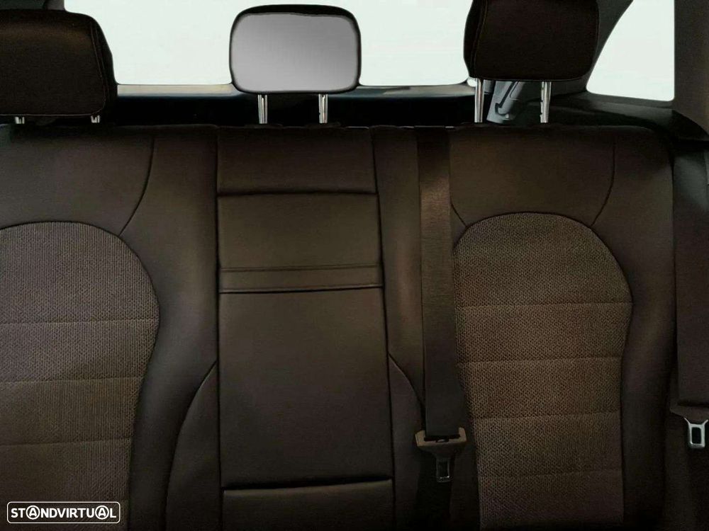 Mercedes-Benz C 300 - 19