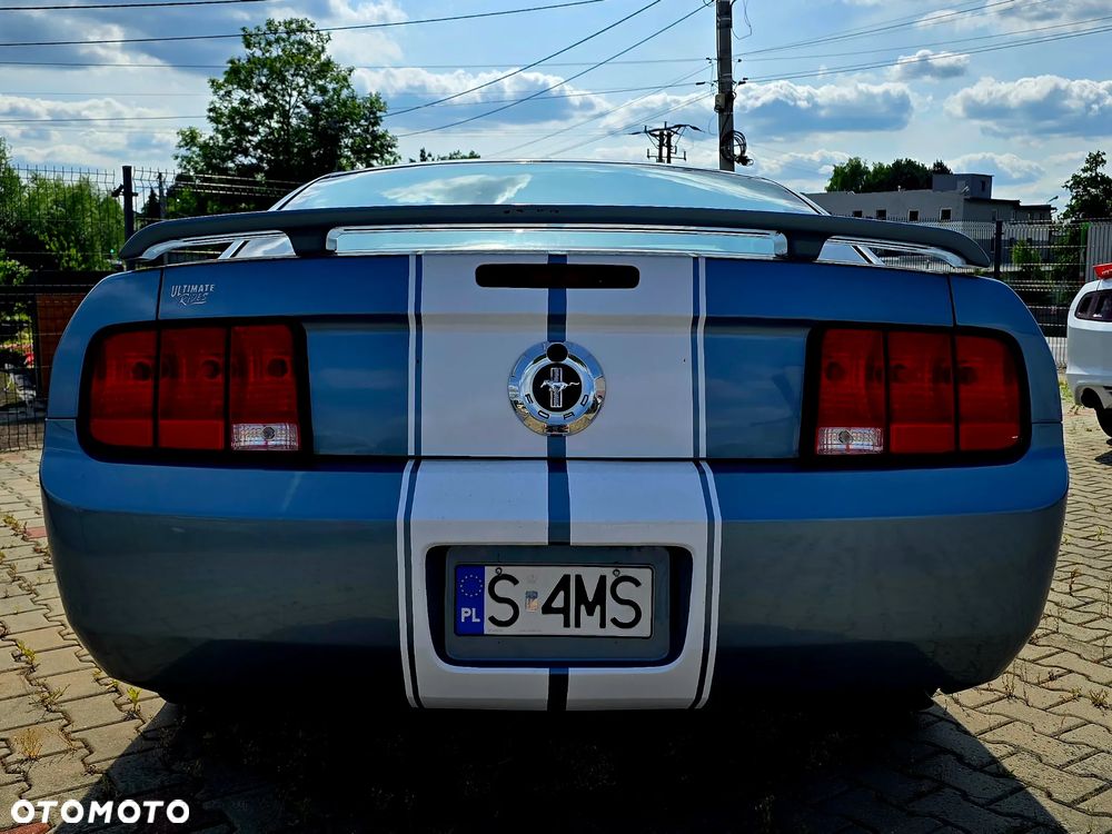 Ford Mustang - 8