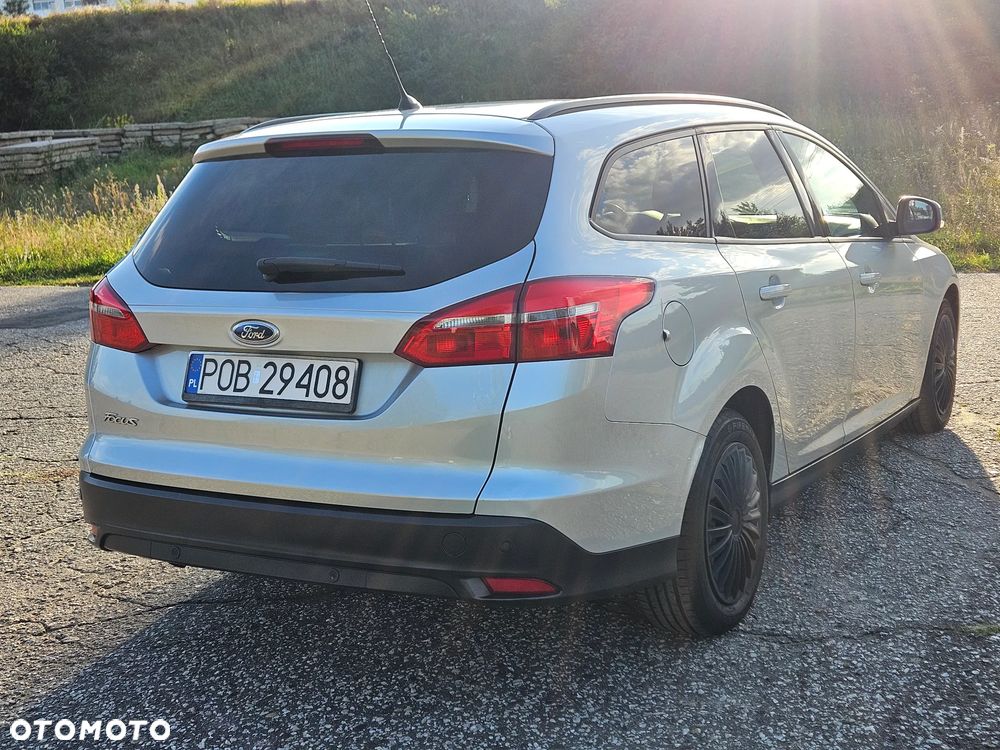 Ford Focus 1.5 TDCi SYNC Edition - 5