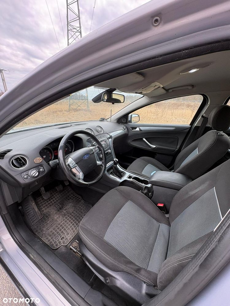 Ford Mondeo 2.0 FF Trend - 15