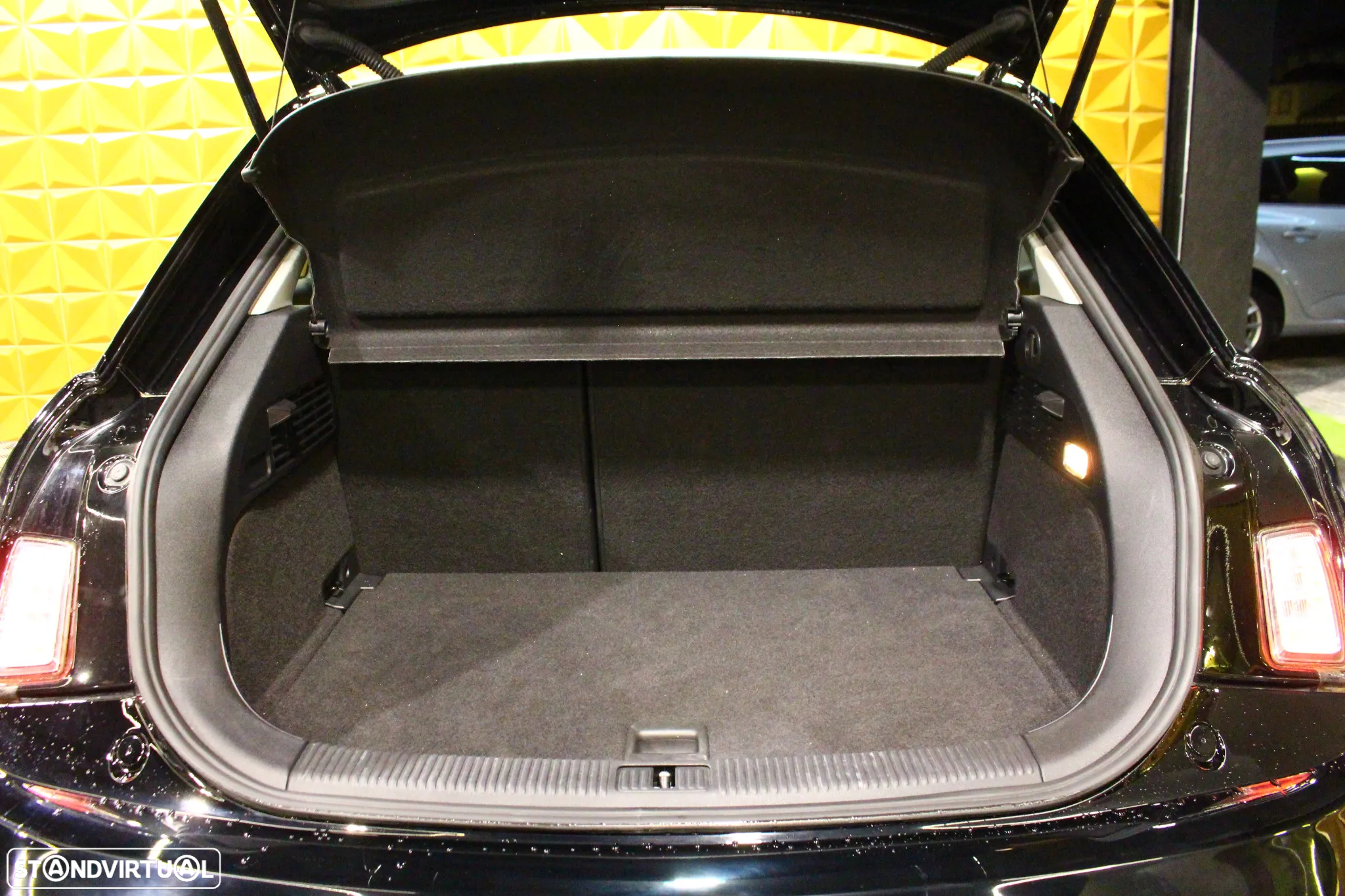 Audi A1 1.6 TDI Sport Edition - 17