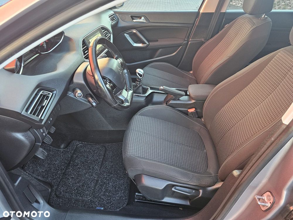 Peugeot 308 BlueHDi 120 Stop & Start Allure - 18