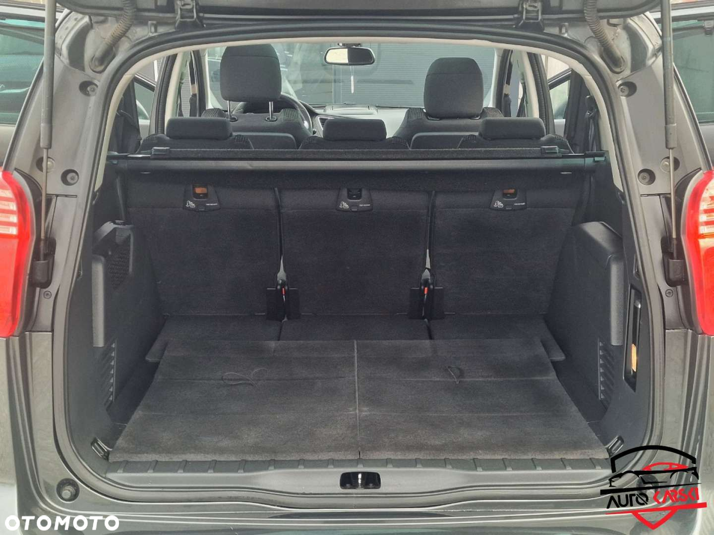Peugeot 5008 - 19