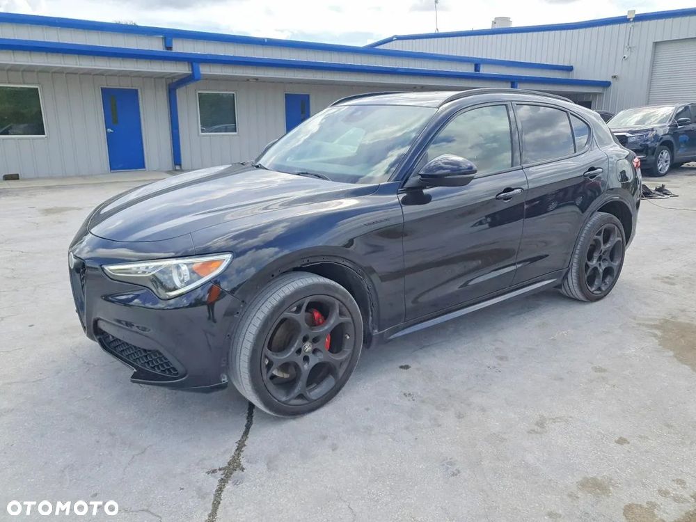 Alfa Romeo Stelvio 2.0 Turbo 16V AT8-Q4 Veloce Ti - 1