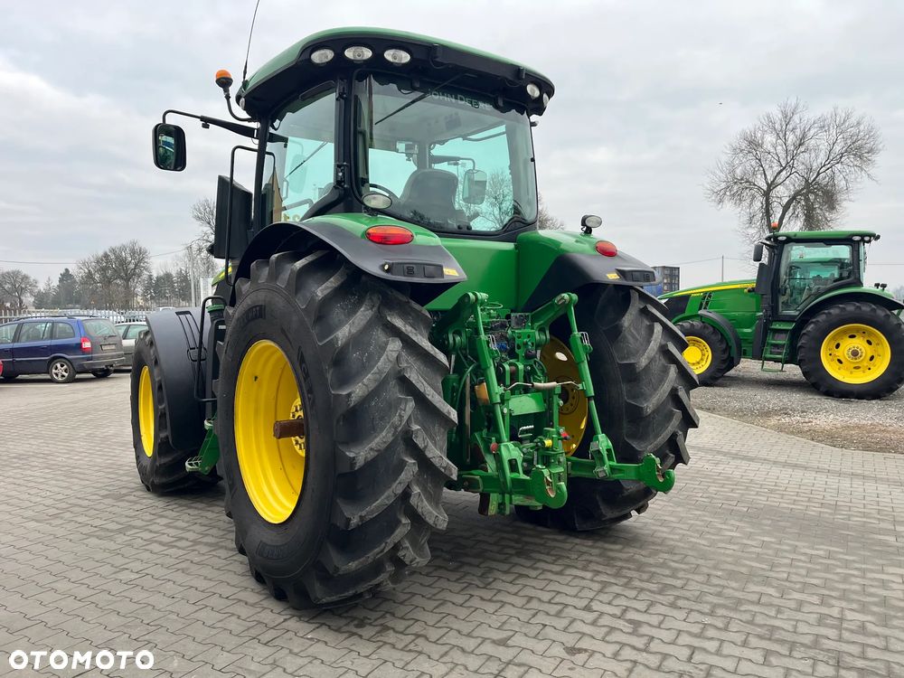 John Deere 7215 R - 6