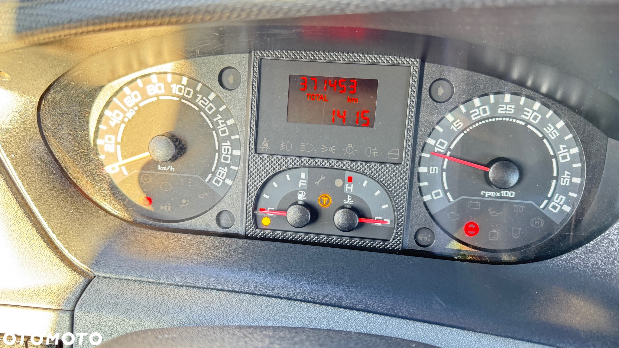 Iveco Aptineo / mała klima / 28 miejsc / winda / CENA: 67500 zł netto - 10