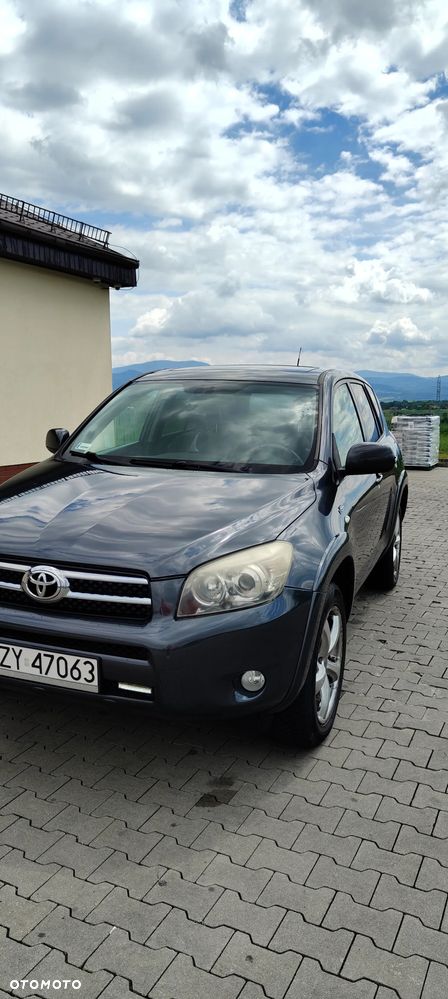 Toyota RAV4 2.2 D-4D Sol 180 - 18