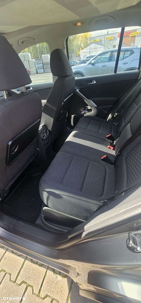 Volkswagen Tiguan 2.0 TDI 4Mot Track&Field - 10
