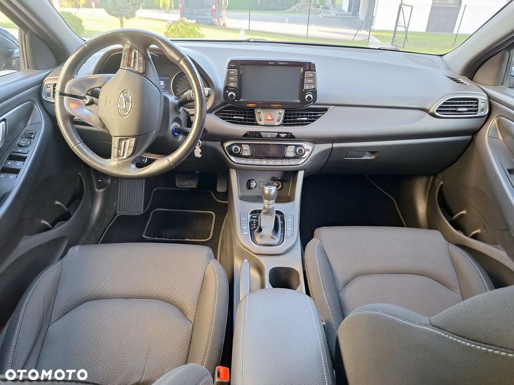 Hyundai i30 - 19