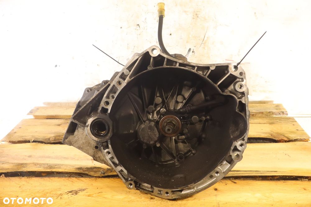 SKRZYNIA BIEGÓW 6 BIEGOWA RENAULT LAGUNA III 2.0 TL4A017 - 1