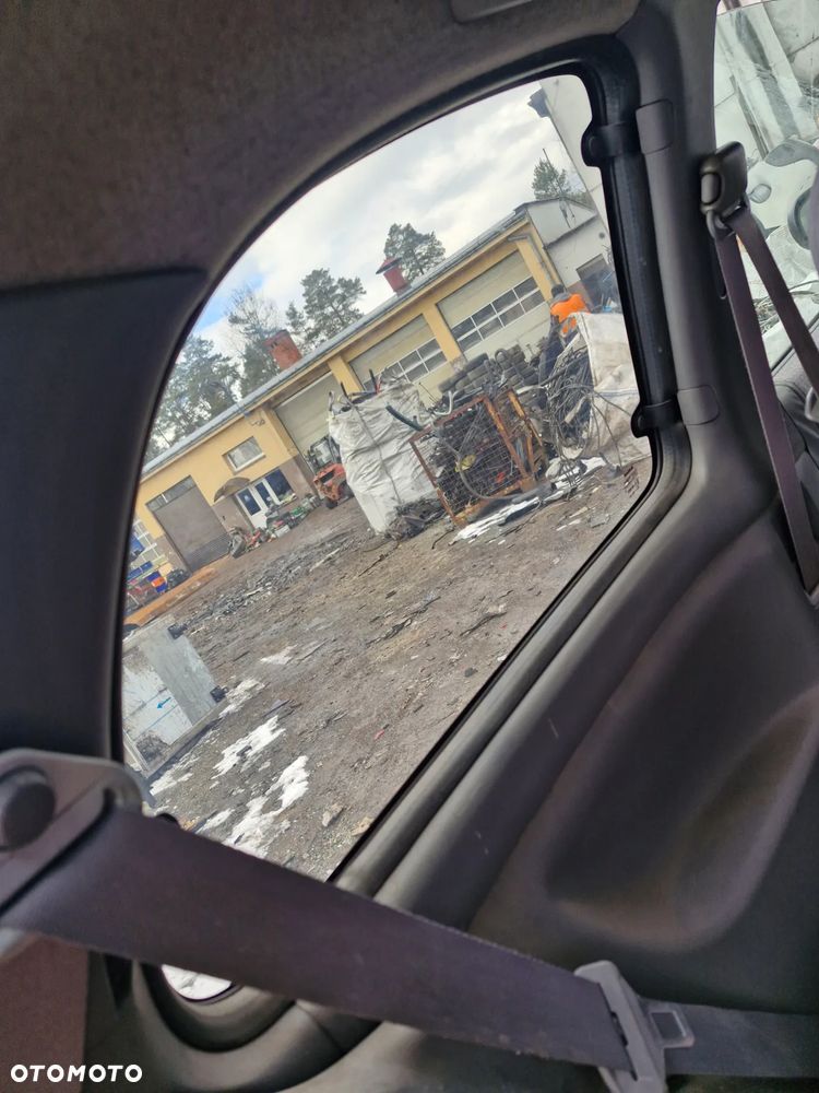 Szyba szyby uchylne NISSAN MICRA K11 komplet - 4