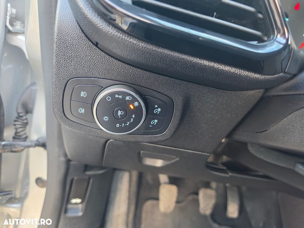 Ford Fiesta 1.0 EcoBoost S&S COOL&CONNECT - 16