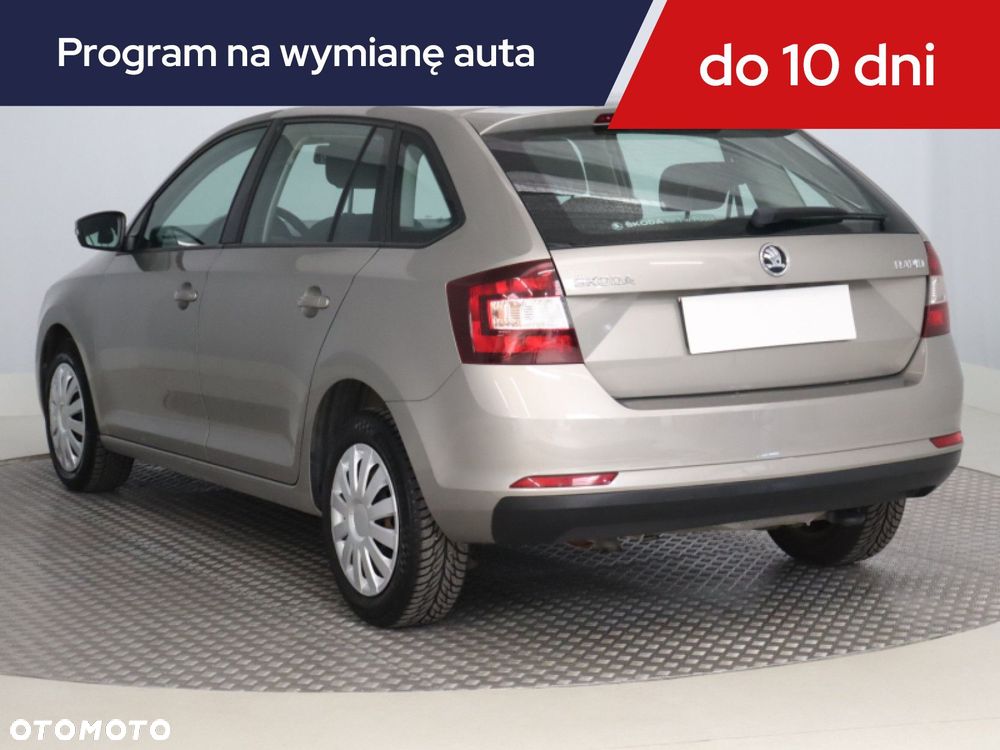 Skoda RAPID - 6