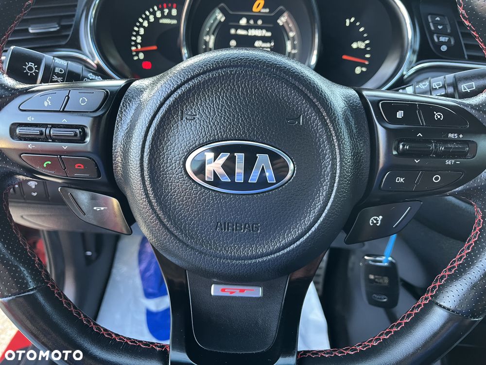 Kia Ceed 1.6 T-GDI GT - 17