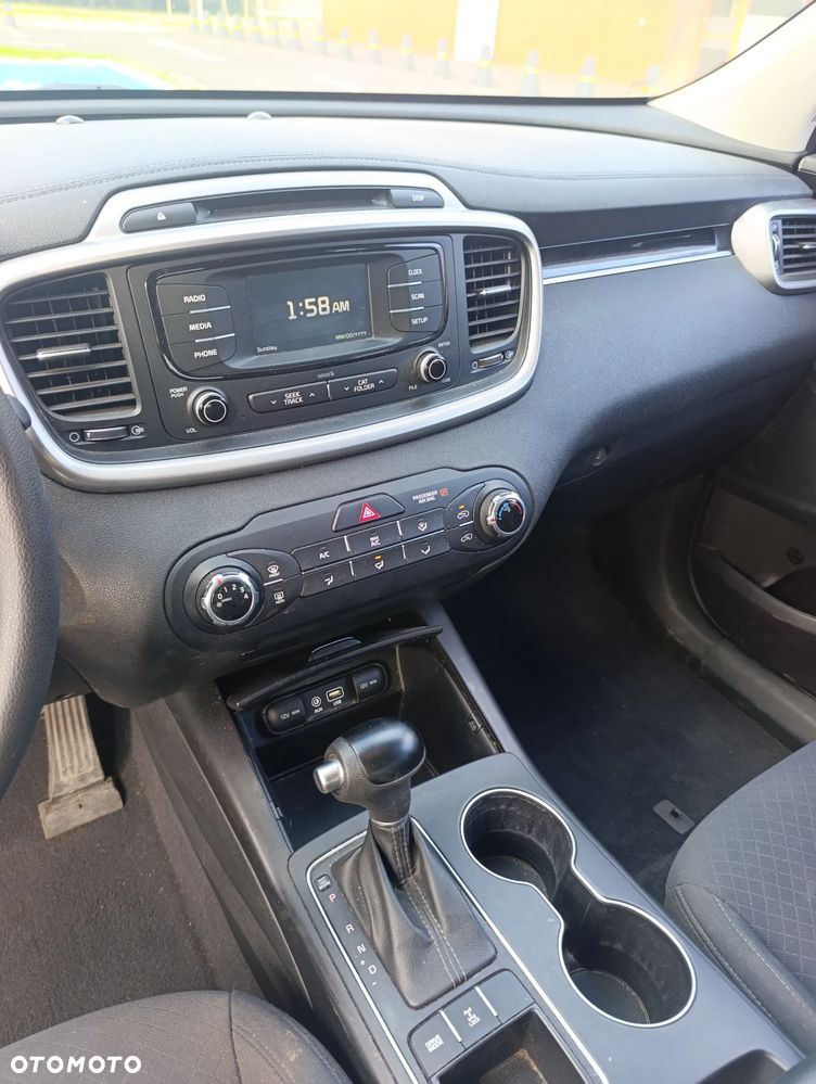 Kia Sorento - 6