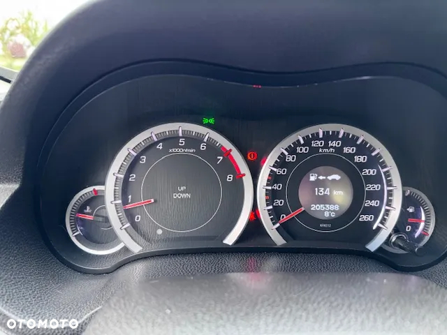 Honda Accord 2.0 Executive Navi - 19