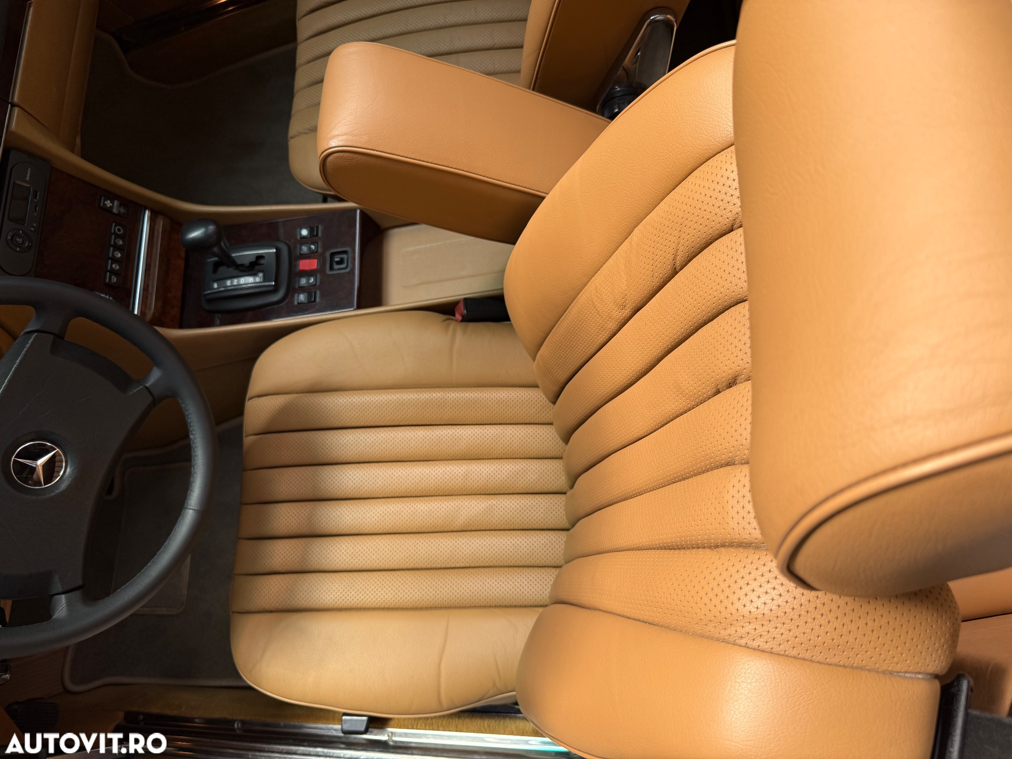 Mercedes-Benz SL - 25