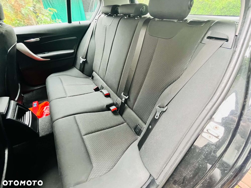BMW Seria 1 118d - 8
