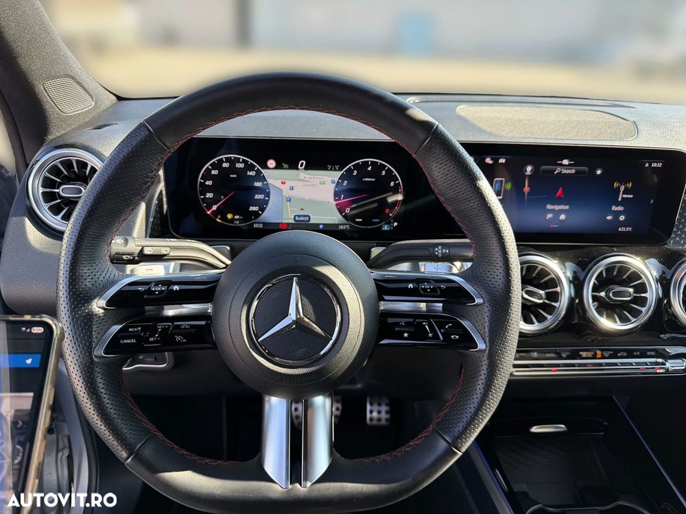 MERCEDES-BENZ GLB 2025 — imagine 11