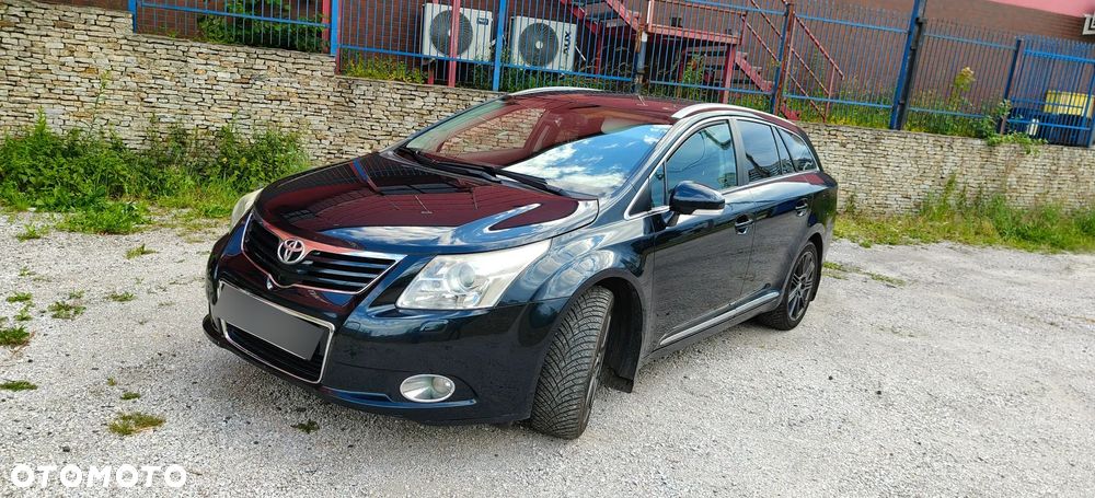 Toyota Avensis 2.0 Premium MS - 26