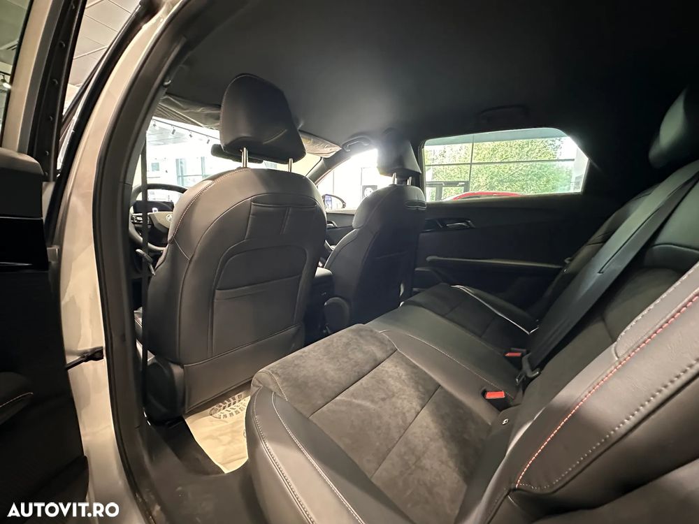 MG MG4 EV 64 kWh XPower - 7