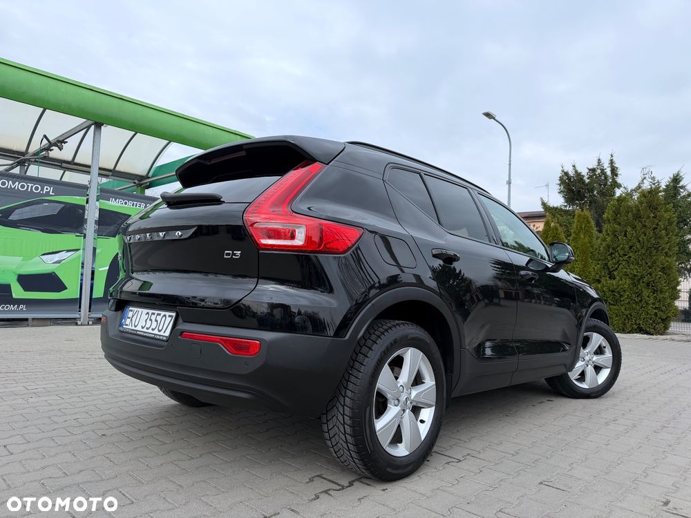 Volvo XC 40 D3 Momentum - 4