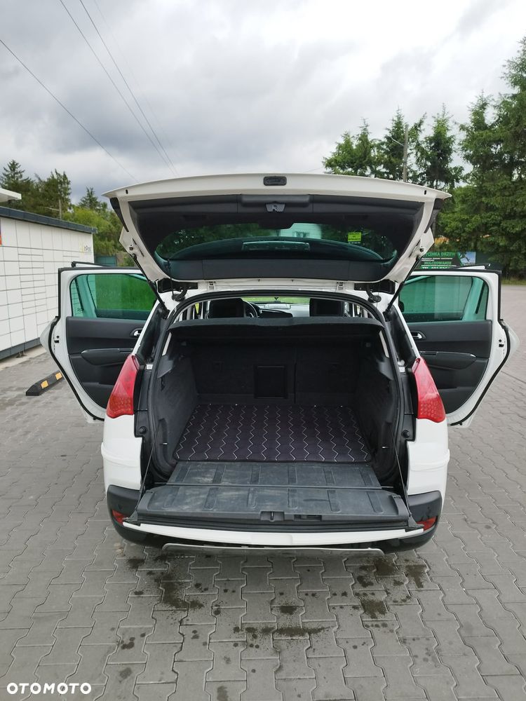 Peugeot 3008 2.0 HDi Premium+ - 11