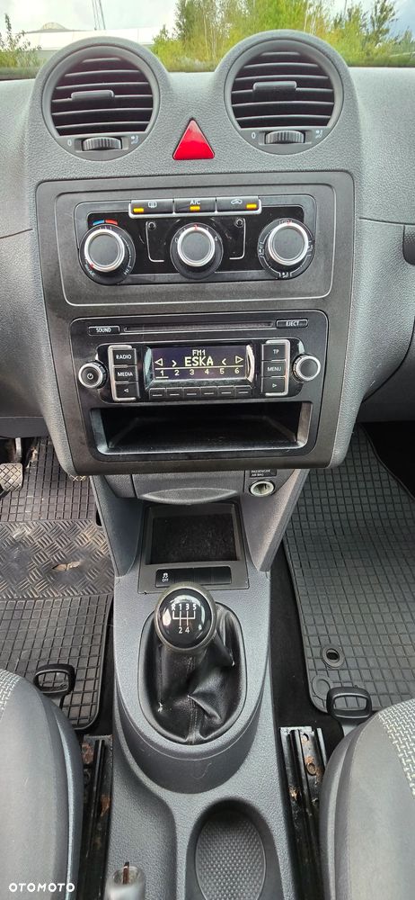 Volkswagen Caddy - 22