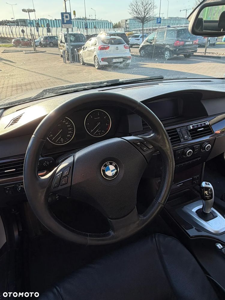 BMW Seria 5 520d - 9
