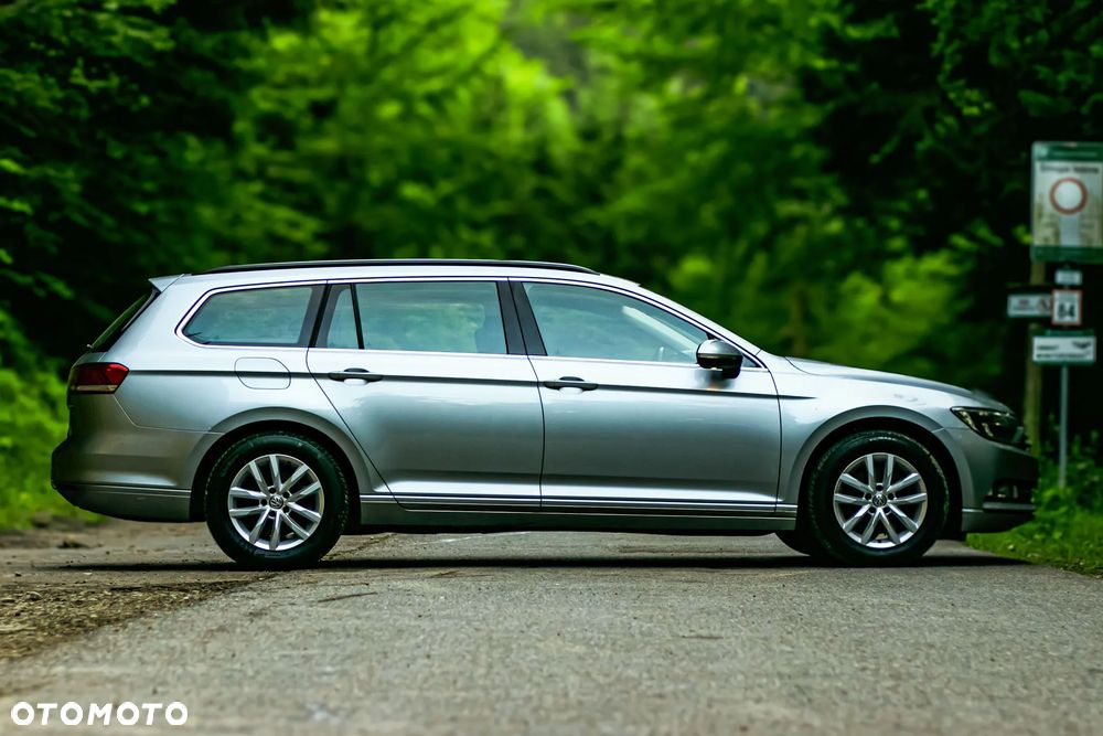 Volkswagen Passat 1.8 TSI (BlueMotion Technology) DSG Comfortline - 3