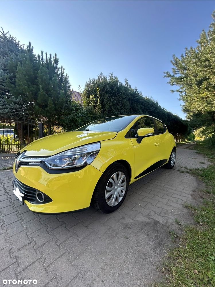Renault Clio 1.2 16V Life - 9