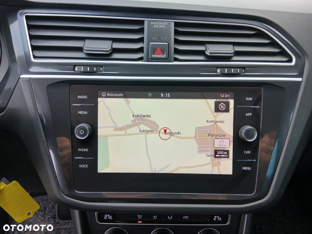 Volkswagen Tiguan - 24